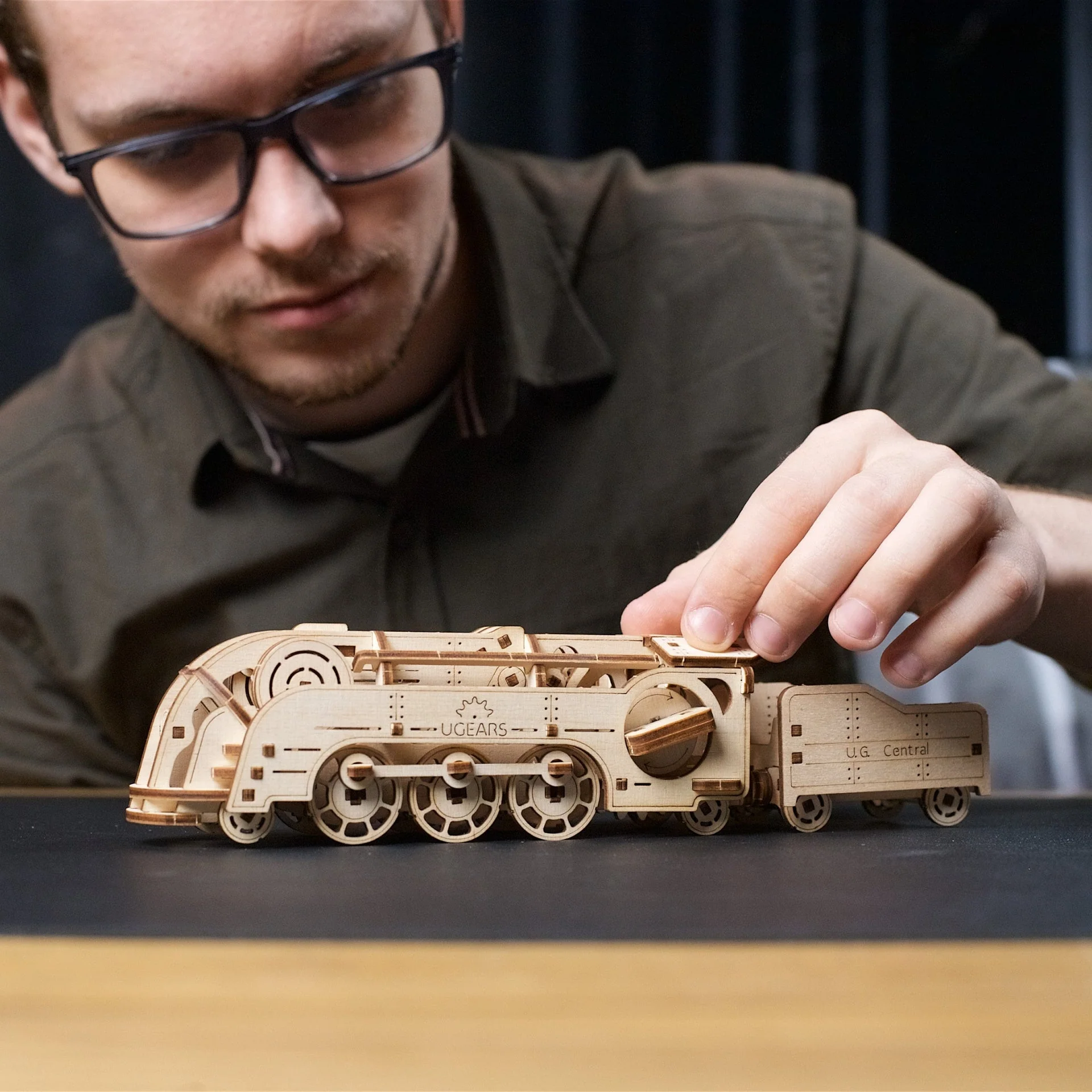 Mini Locomotive / Ugears