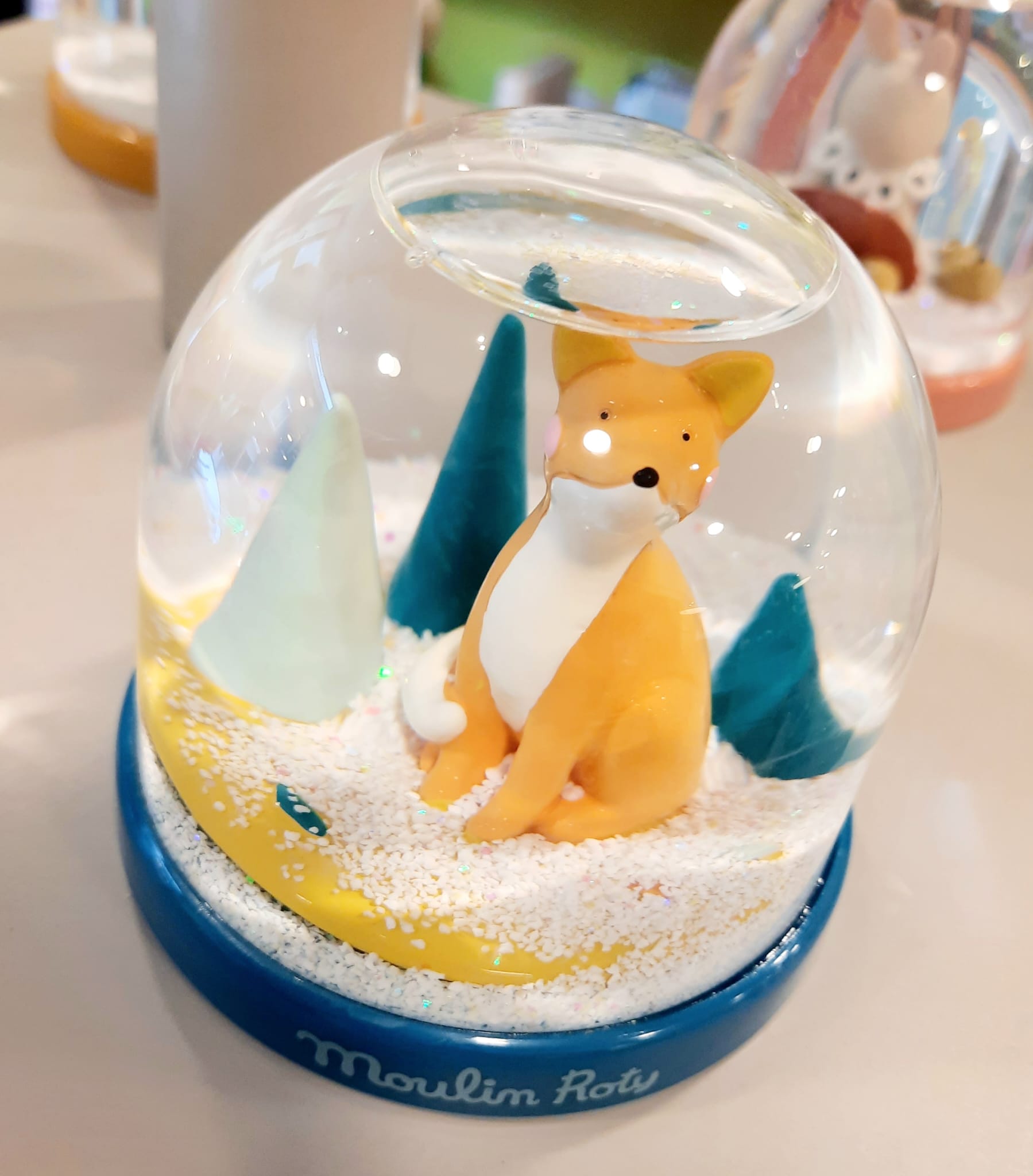 Boule à neige - Voyage d'Olga / Moulin Roty – Image 2