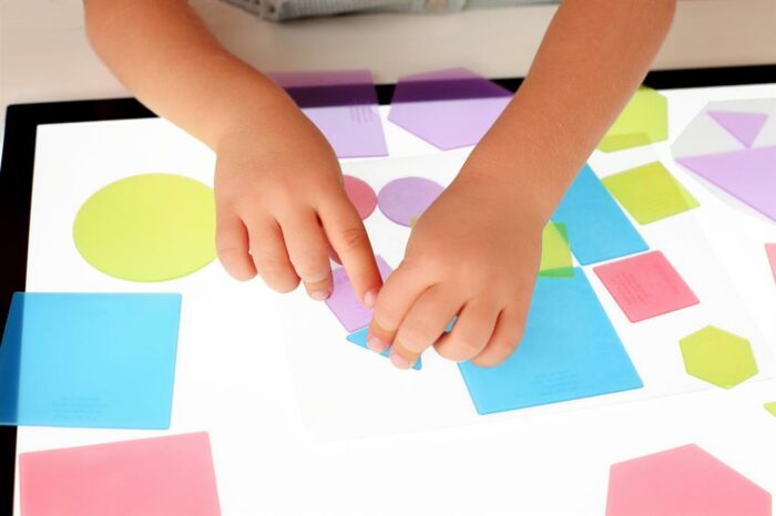 Formes géométriques translucides - Lightpad / Miniland