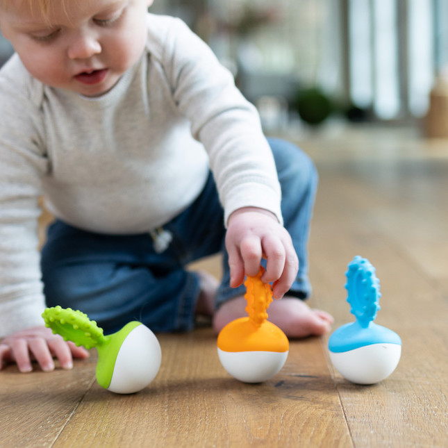 Dimpl Wobbl / Fat Brain Toys