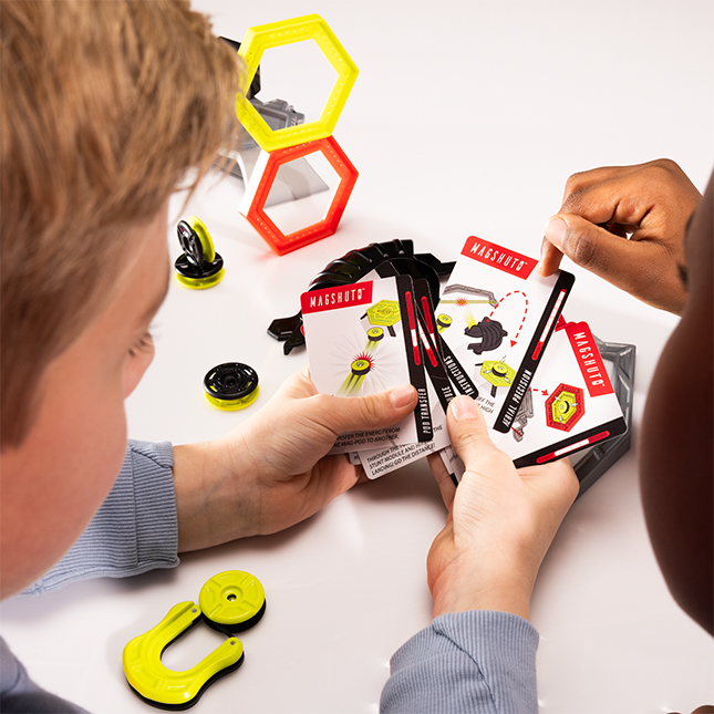 Stunt Park - Magshuto / Fat Brain Toys – Image 3